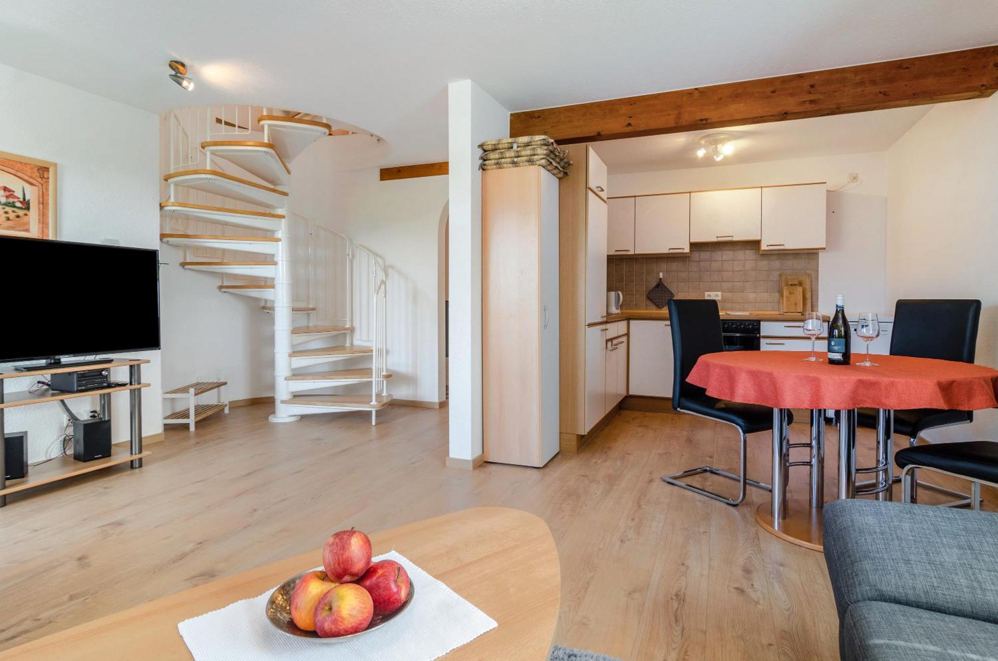 Keller Apartment